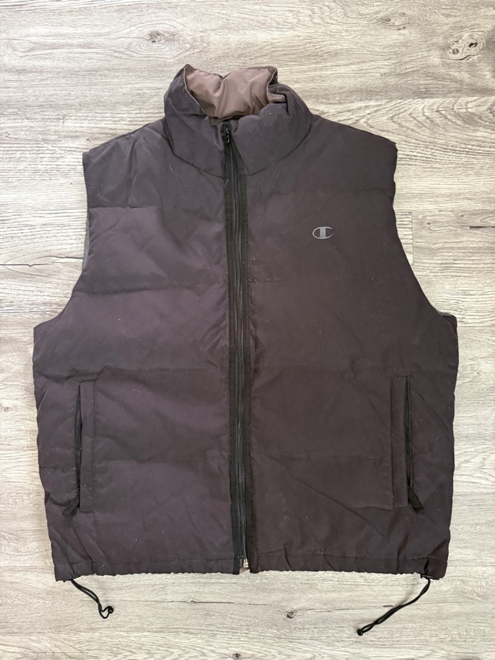 VTG Champion Men's Black Puffer Vest
